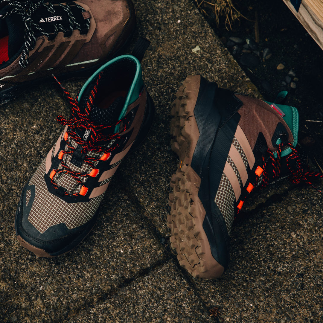 adidas Terrex Skychaser AX5 Mid GORE-TEX CLIMAWARM+ Hiking Shoes Earth Strata / Trace Brown / Pure Teal - Image 4