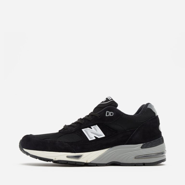 New Balance 991 Made In UK in Black - Size: 7