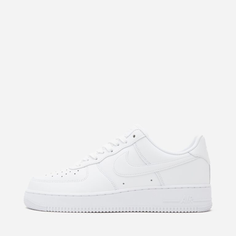Nike Air Force 1 '07 'Fresh' in White - Size: 10