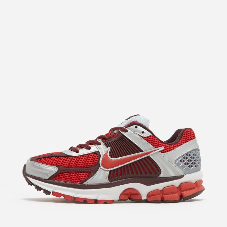 Nike Zoom Vomero 5 Women's in Red - Size: 5.5