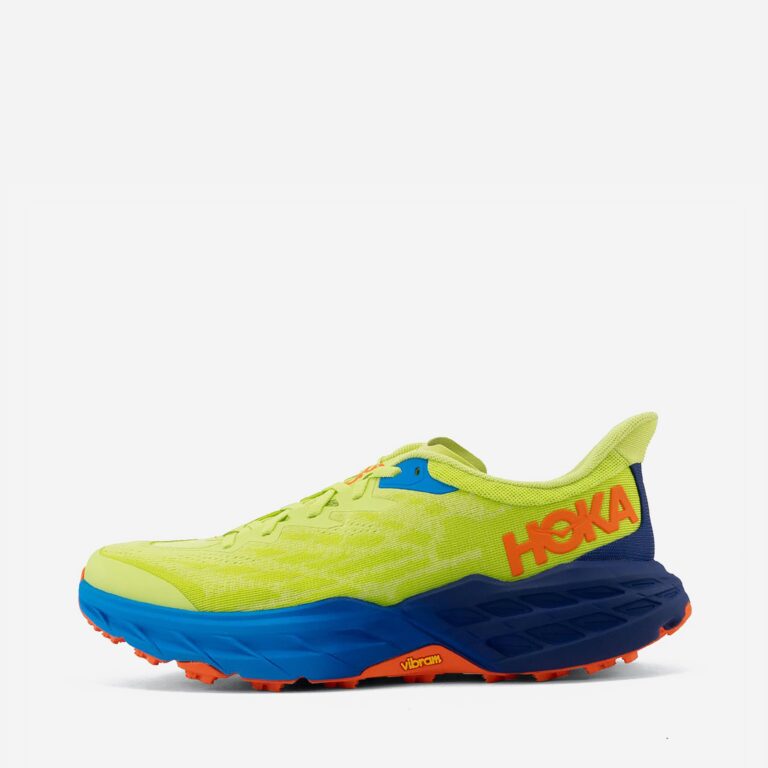 HOKA Speedgoat 5 in Green - Size: 7.5