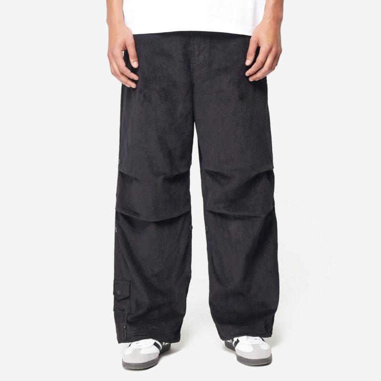 Maharishi Cord Original Loose Snopant in Black - Size: S
