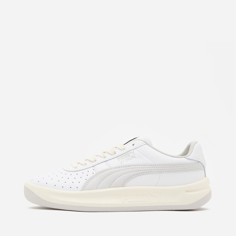 PUMA GV Special Base in White - Size: 7