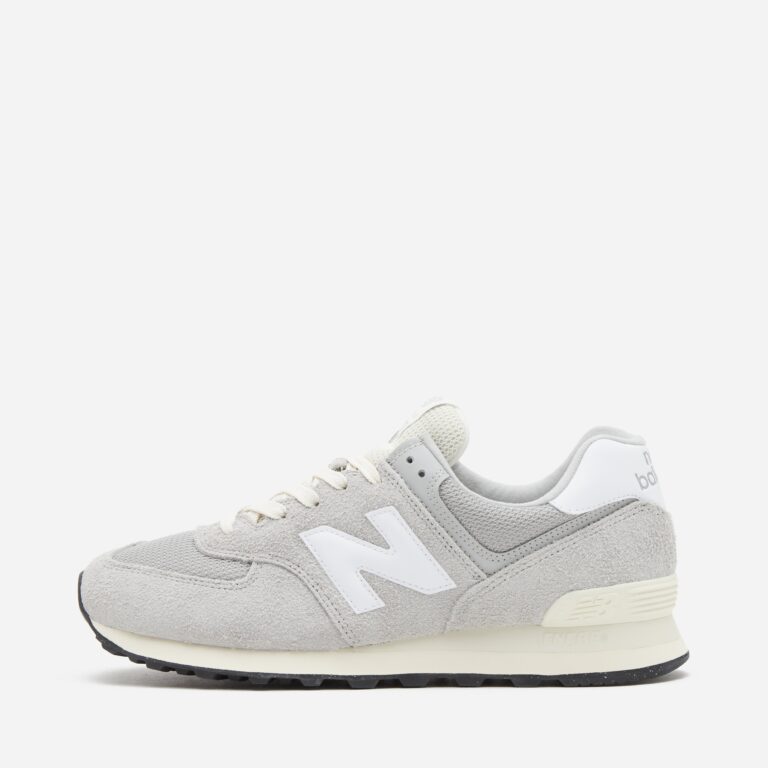 New Balance 574 in Grey - Size: 9.5