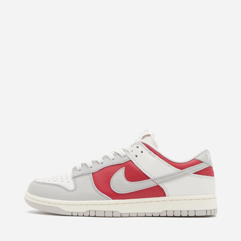 Nike Dunk Low in Grey - Size: 7