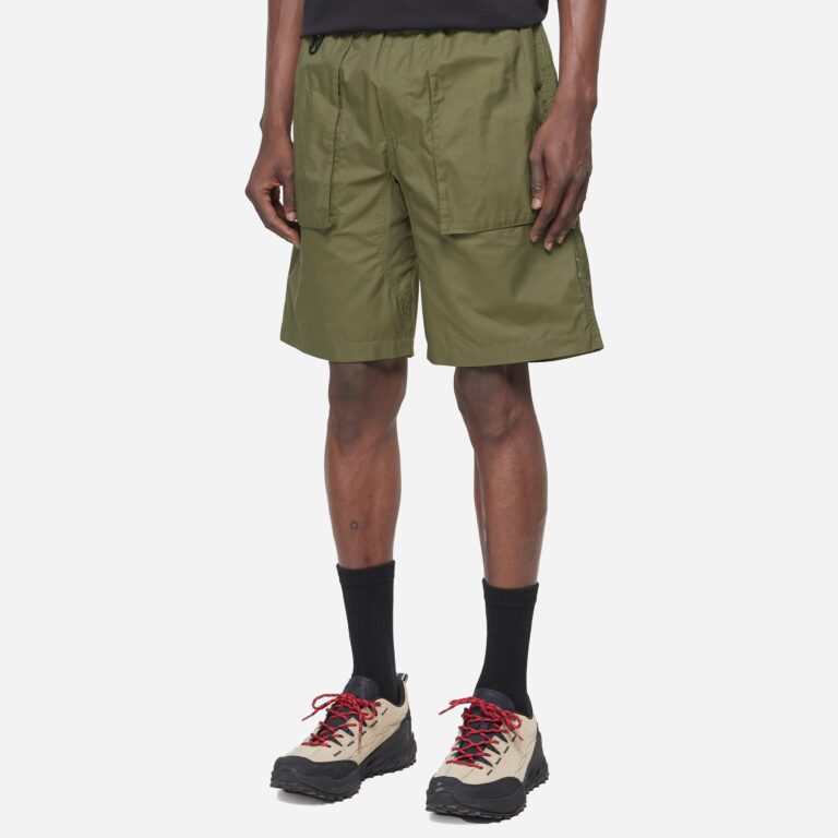 Maharishi Trek Shorts in Green - Size: M