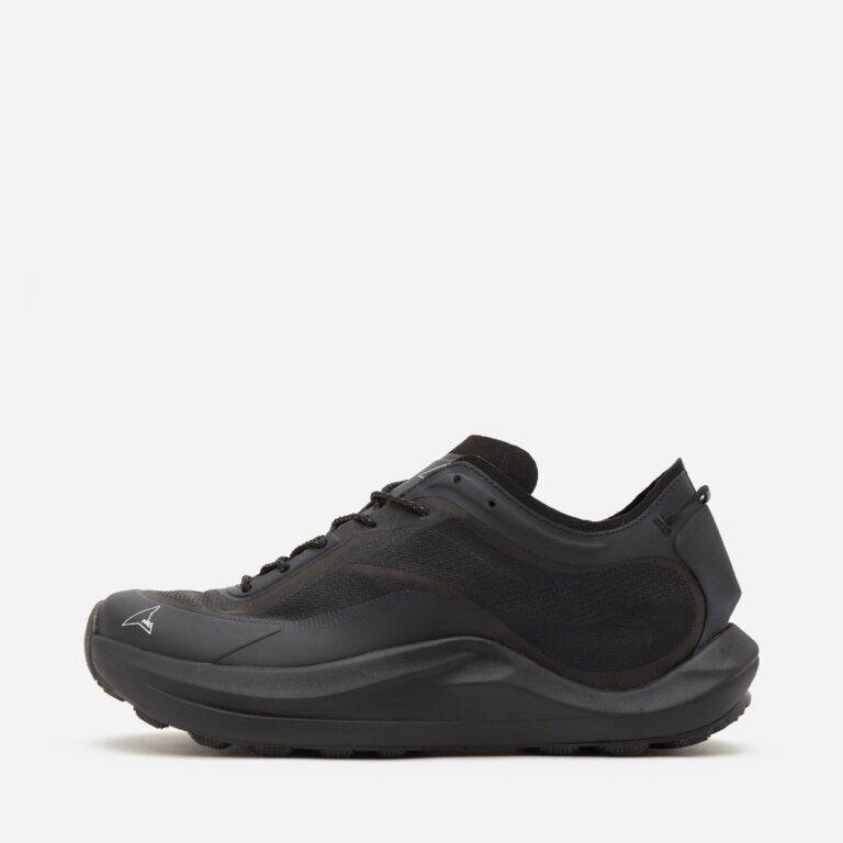 ROA Sella in Black - Size: 7