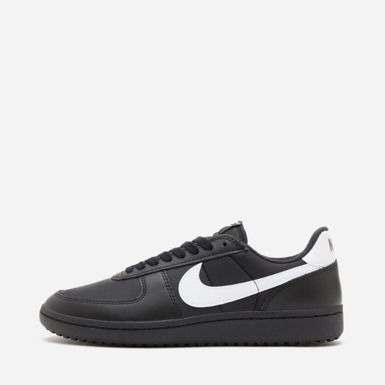 Nike Field General in Black - Size: 8