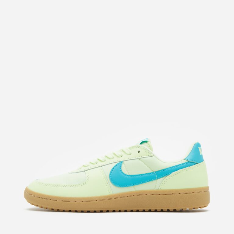 Nike Field General in Green - Size: 7