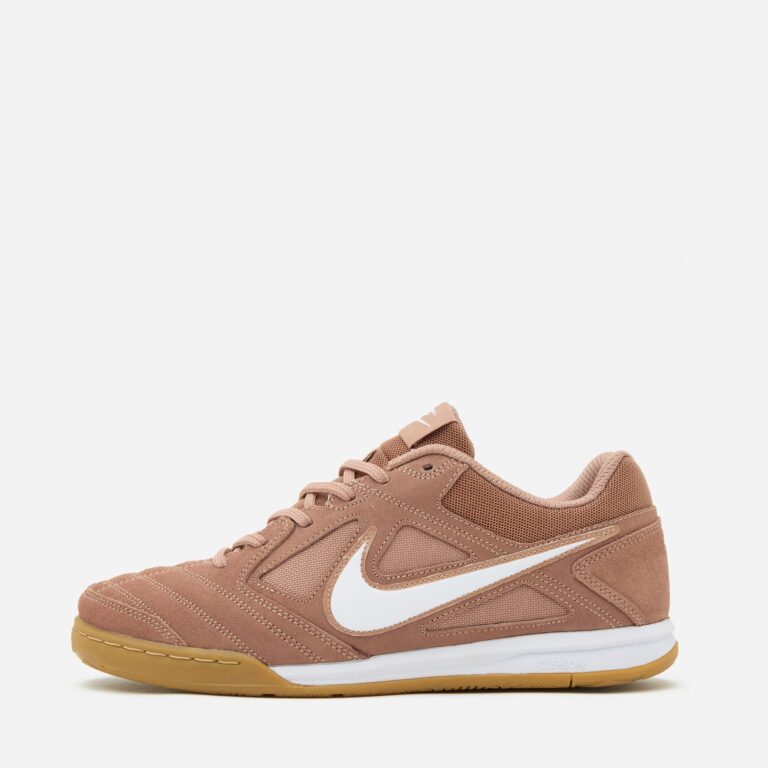 Nike Gato in Pink - Size: 7