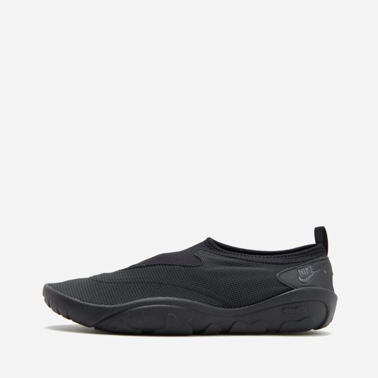 Nike Aqua Turf in Black - Size: 7