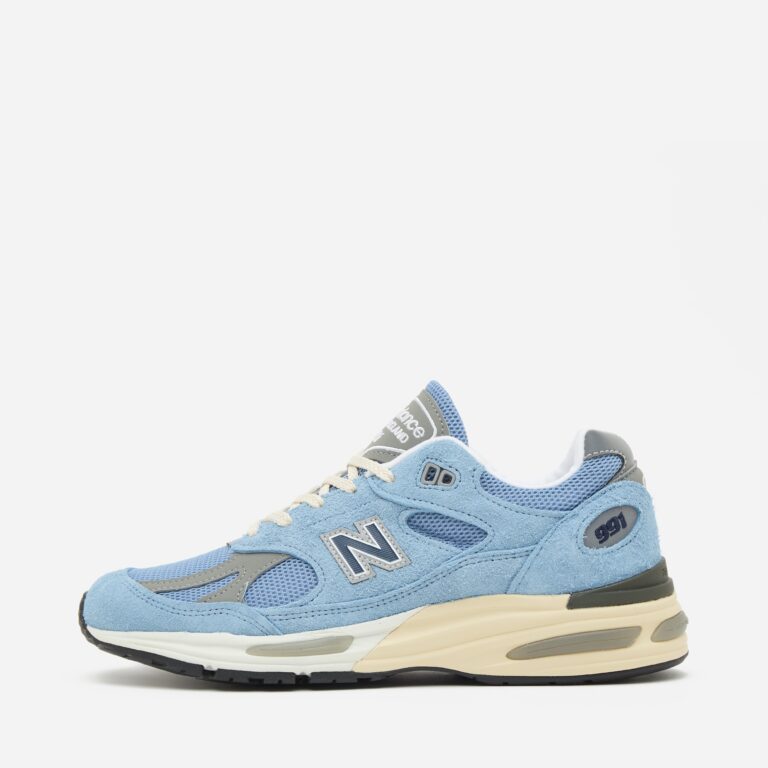 New Balance 991v2 Made in UK Women's in Blue - Size: 5.5