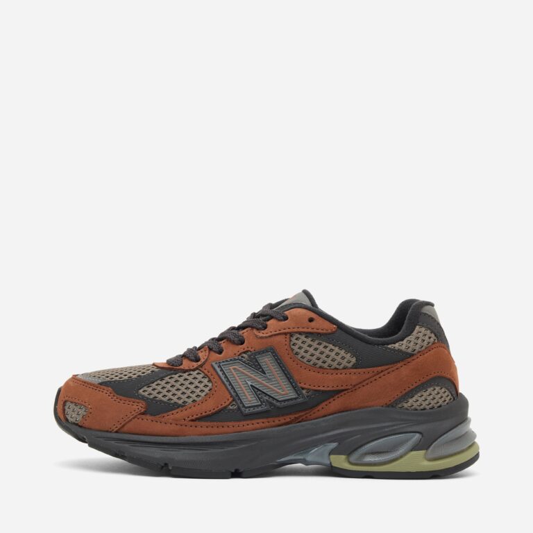 New Balance ABZORB 2010 in Brown - Size: 7.5