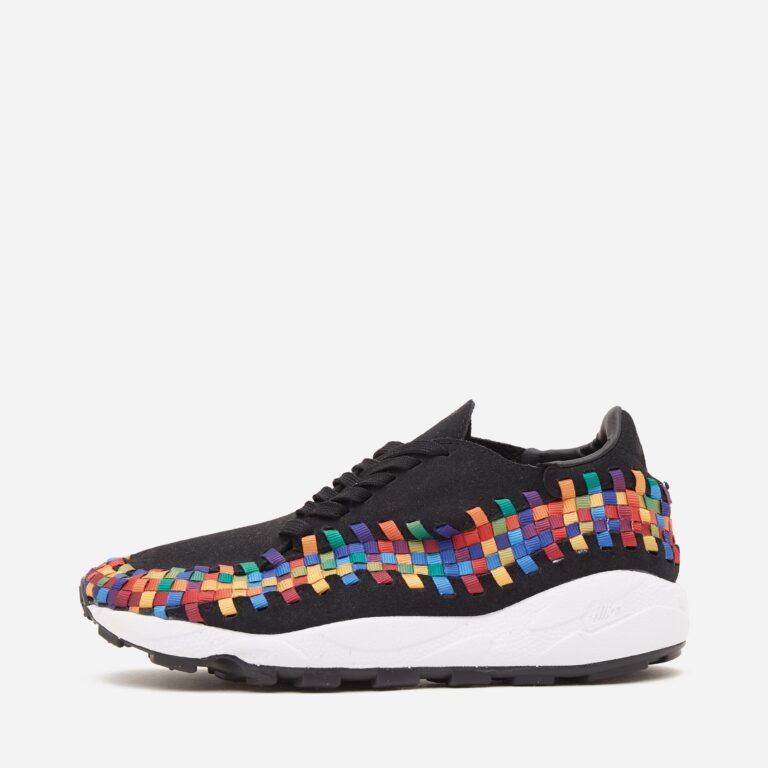 Nike Air Footscape Woven in Black - Size: 7.5