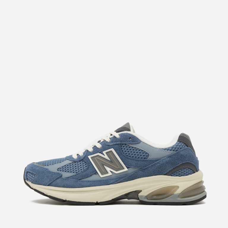 New Balance ABZORB 2010 in Blue - Size: 8.5
