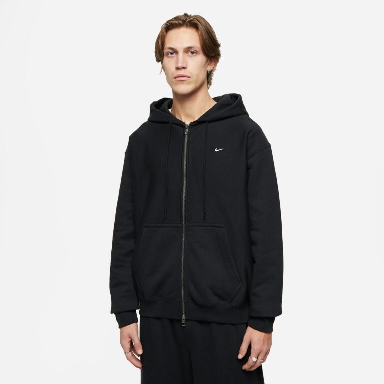 Nike Solo Swoosh Full Zip Hoodie in Black - Size: M