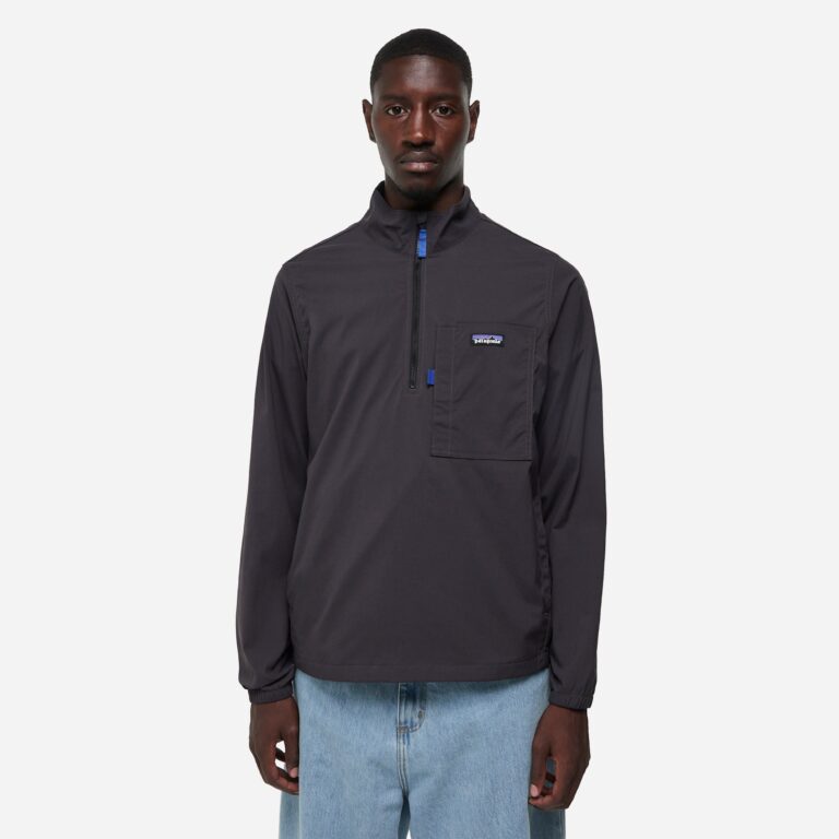 Patagonia Outdoor Everyday Jacket in Black - Size: XL