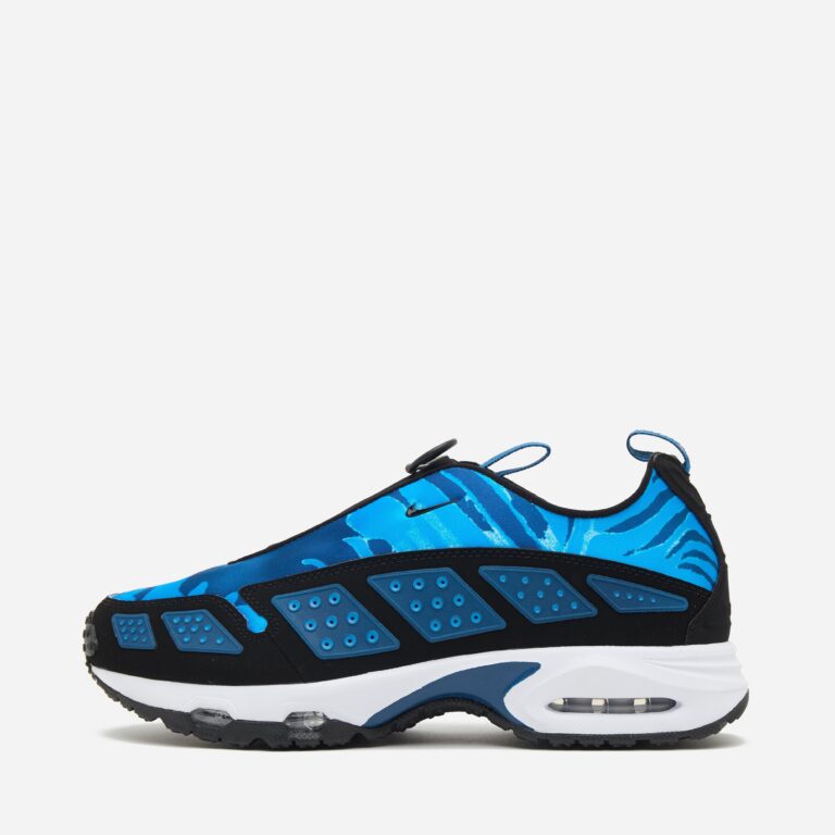 Nike Air Max SNDR in Blue - Size: 10.5