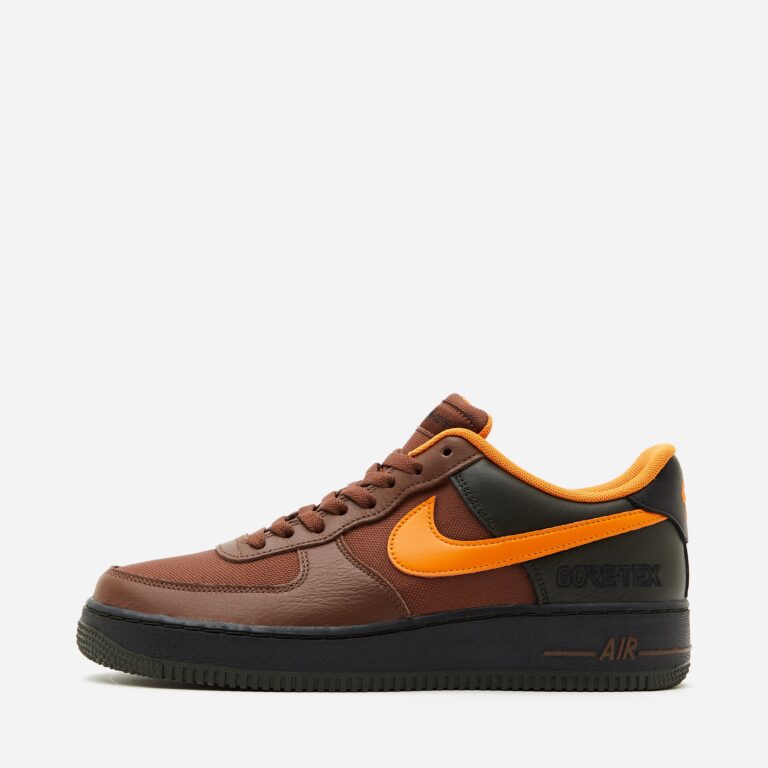 Nike Air Force 1 GORE-TEX in Brown - Size: 6