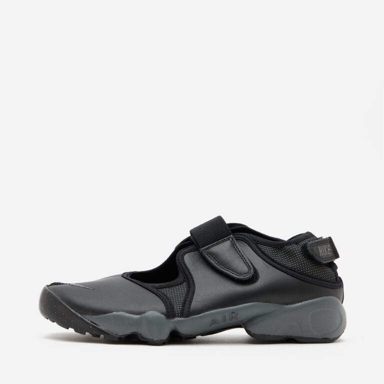Nike Air Rift Women's in Black - Size: 5.5