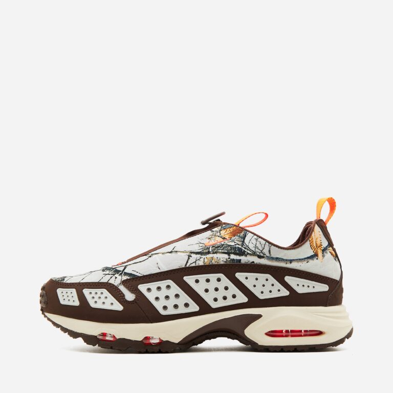 Nike Air Max SNDR in Brown - Size: 9