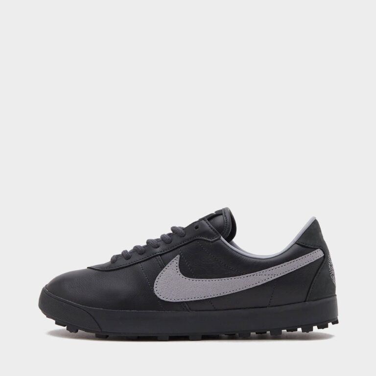 Nike Astrograbber in Black - Size: 9.5