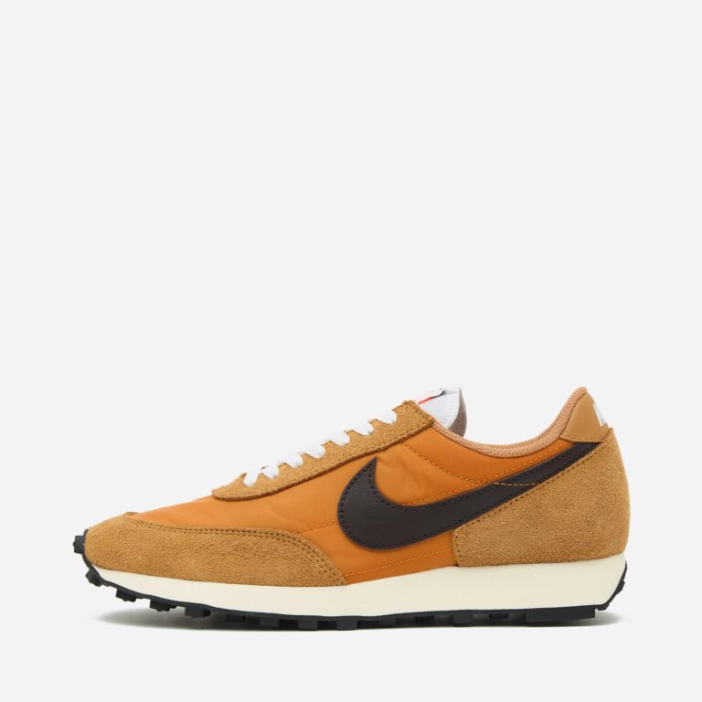 Nike Daybreak in Brown - Size: 7.5