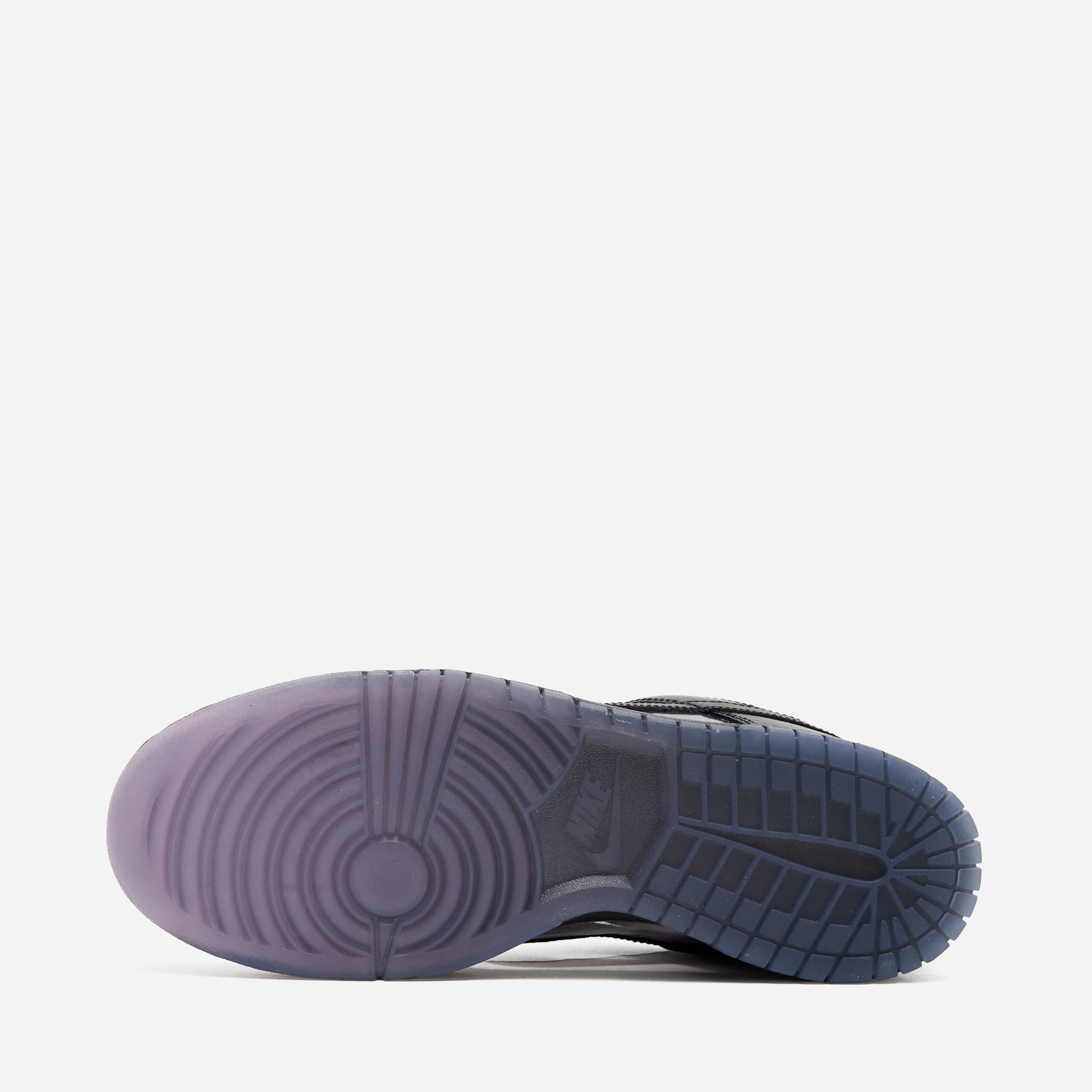 Nike Dunk Low in Black - Image 5