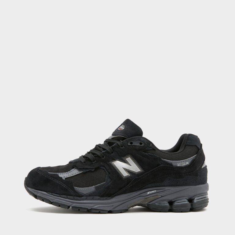 New Balance U2002DX Protection Pack GORE-TEX in Black - Size: 11.5