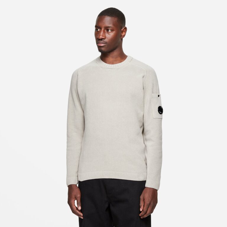 C.P. Company Chenille Crewshirt in White - Size: XL