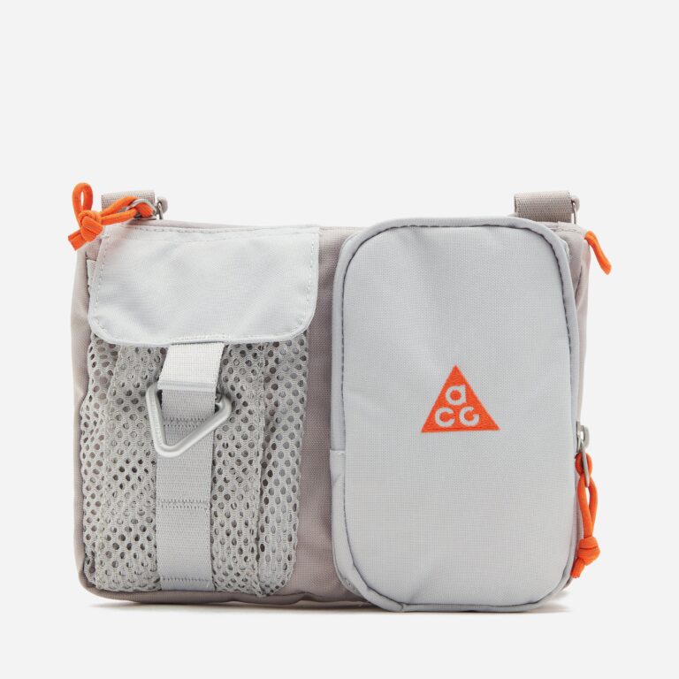 Nike ACG 'DAYMAX' Cross-Body Bag in Grey - Size: One Size