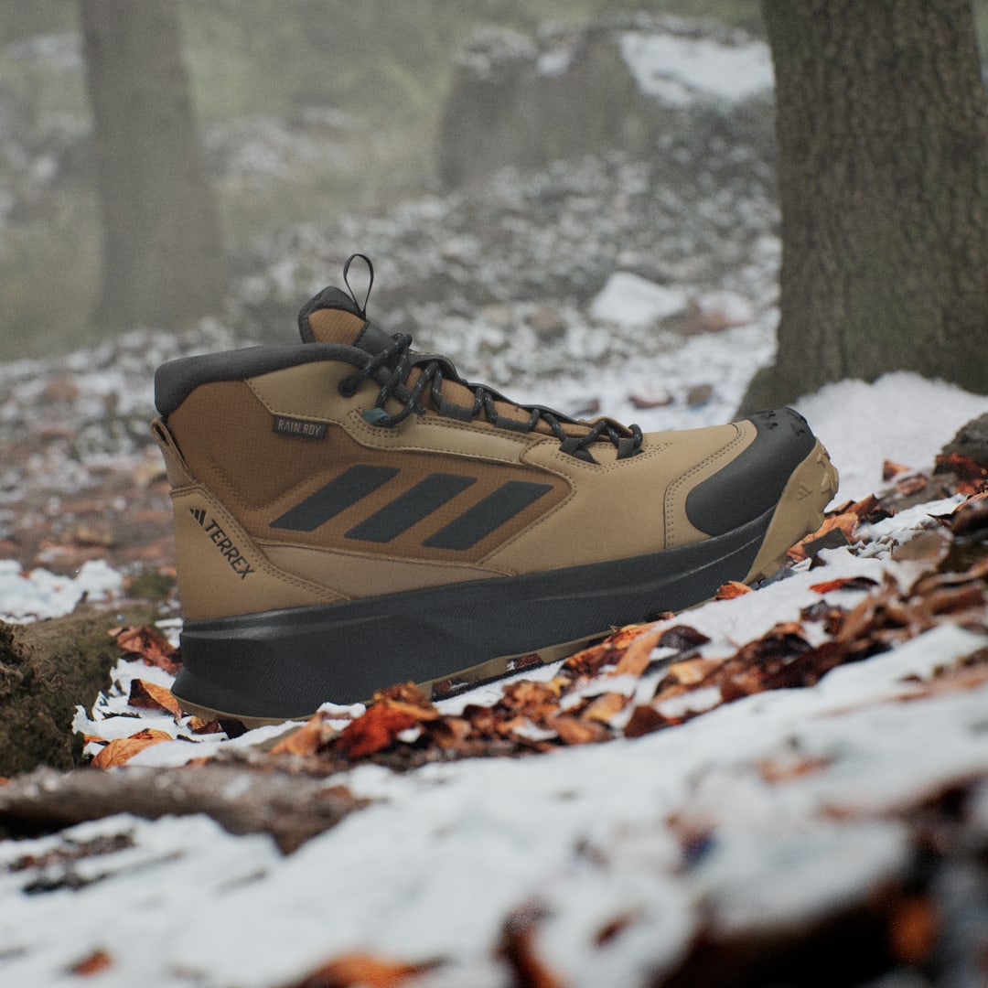 adidas Terrex Winter Leather Mid Cut Rain.Rdy Cold.Rdy Boots Cardboard / Carbon / Bronze Strata - Image 2