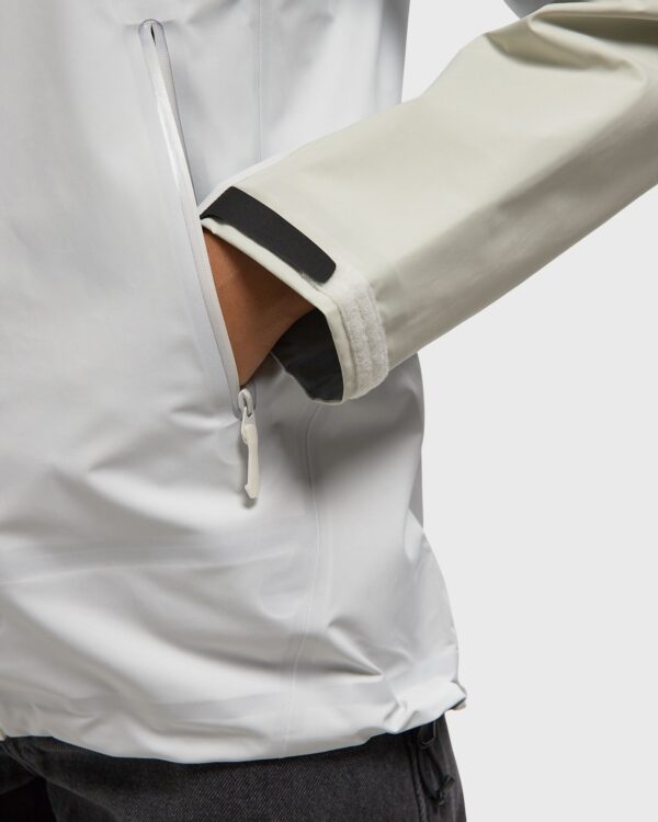 Arc´teryx WMNS Beta Jacket Sea Salt/Arctic Silk
