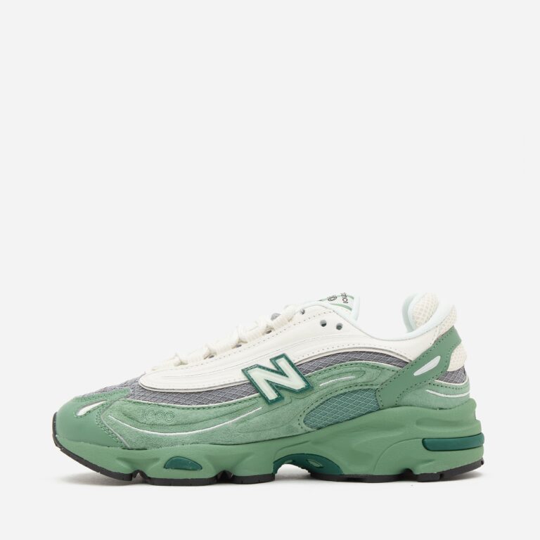 New Balance 1000 Women's in Green - Size: 6.5
