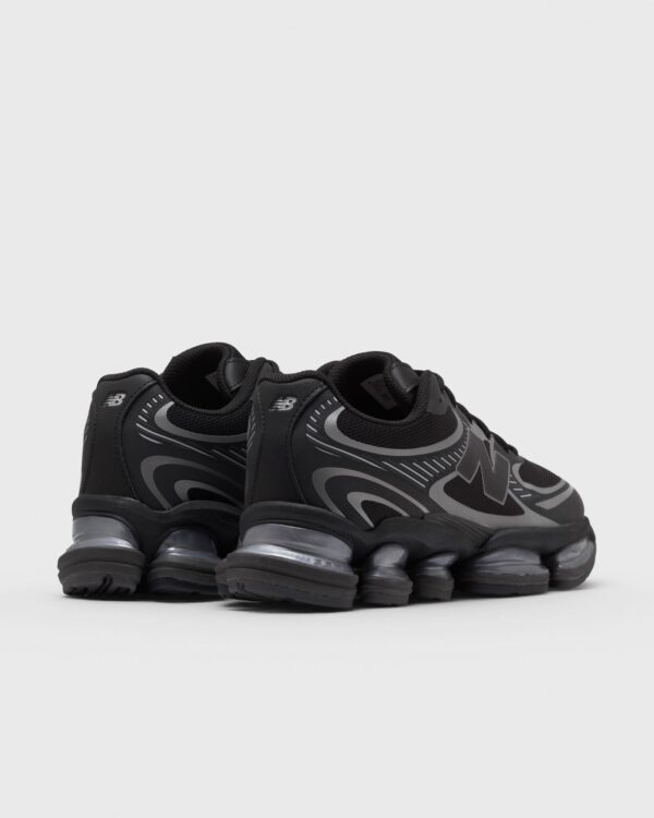 New Balance ABZORB 2000 Trainers Black U20008LL