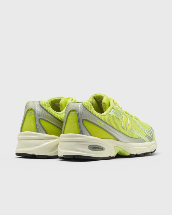New Balance 740 Trainers Timberwolf U740N8QA