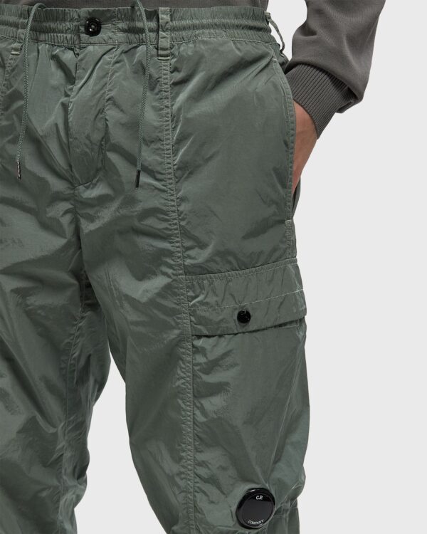 C.P. Company CARGO PANTS LAUREL WREAT GREEN 20CMPA032A005904G-668