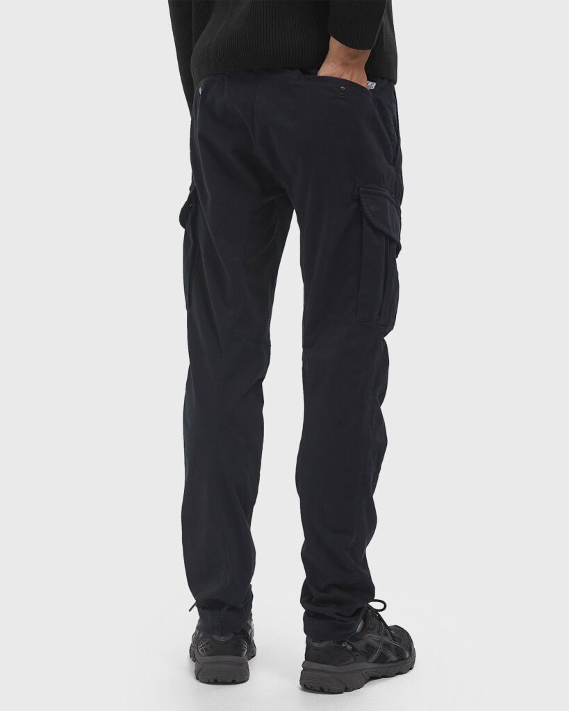 C.P. Company Stretch Sateen Ergonomic Lens Cargo Pants Black RFCMPA731A005529G-888