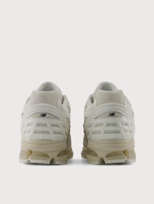 New Balance 1954R Trainers U19541R3 Sea Salt/Linen