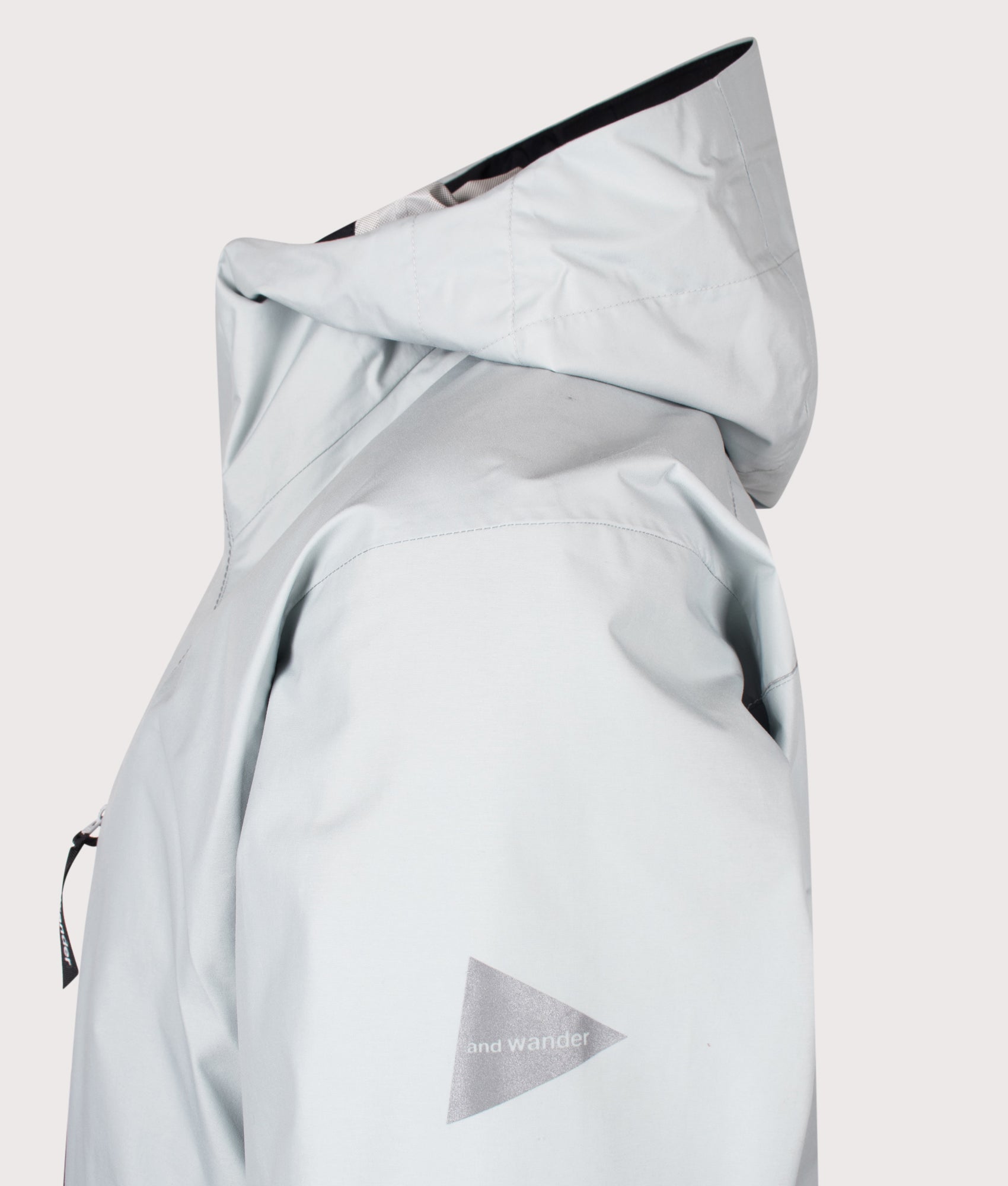 and wander 2.5L Hiker Rain Jacket Light Gray