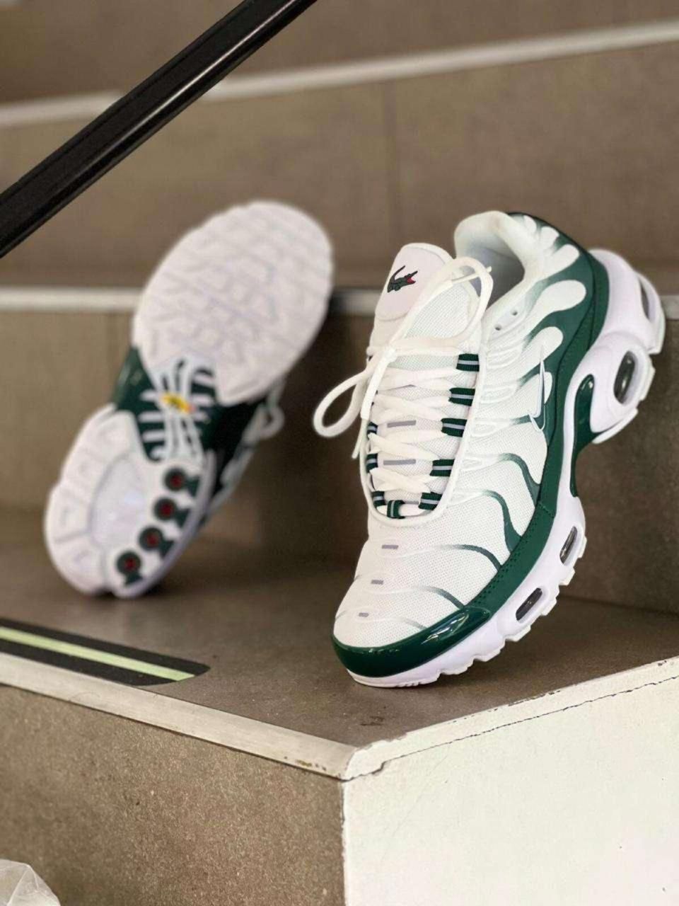 Lacoste TN Style