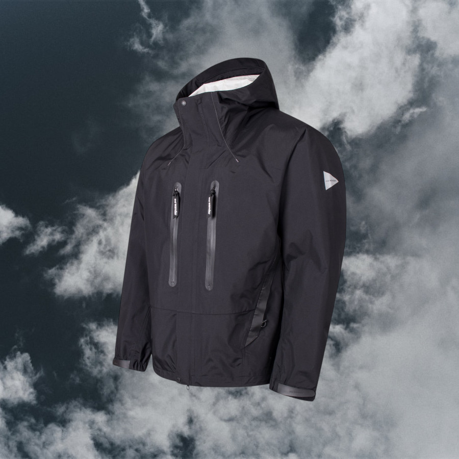 and Wander 2.5L Hiking Jacket