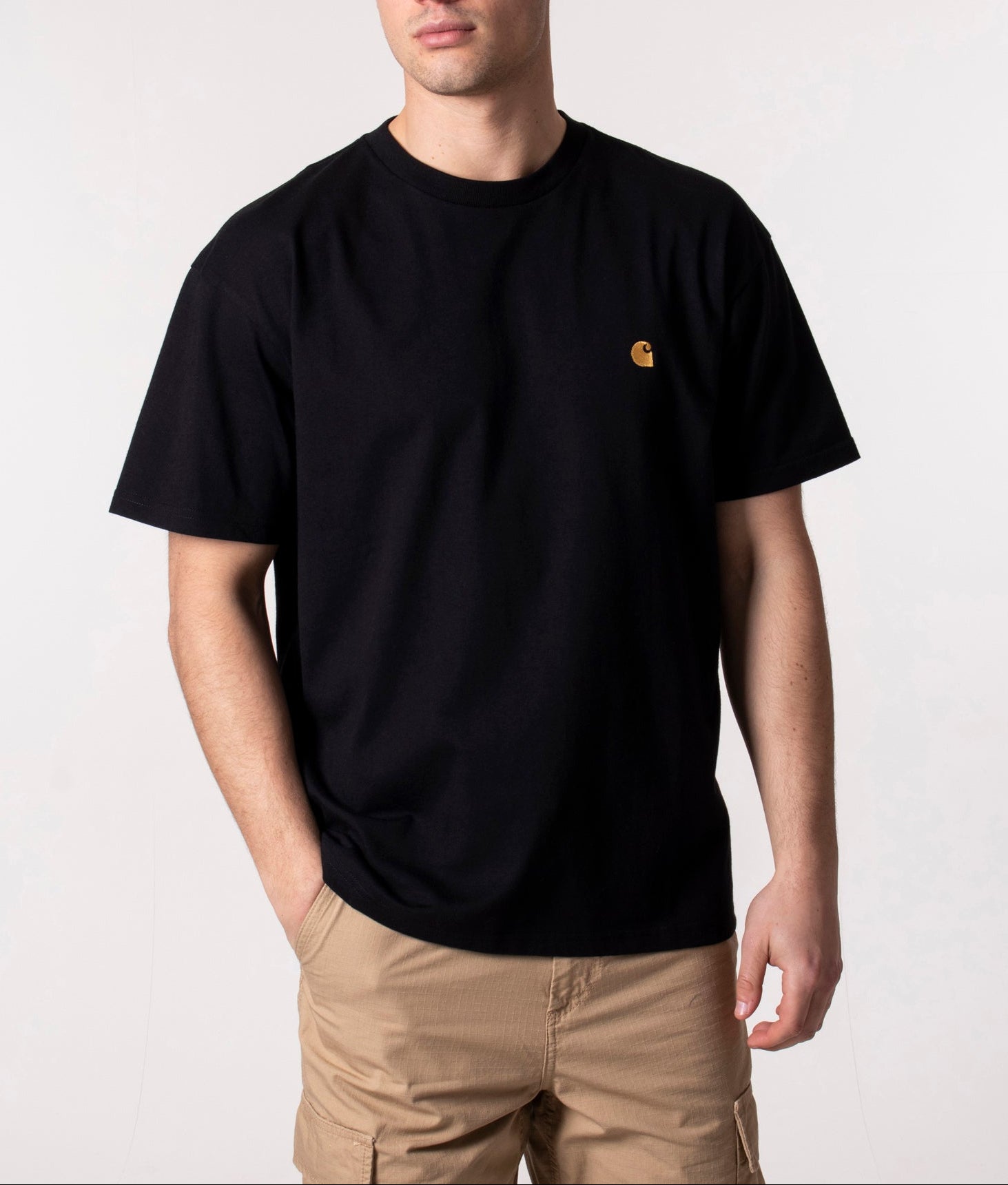 Carhartt WIP Loose Fit Chase T-Shirt 00FXX Black/Gold - Image 2