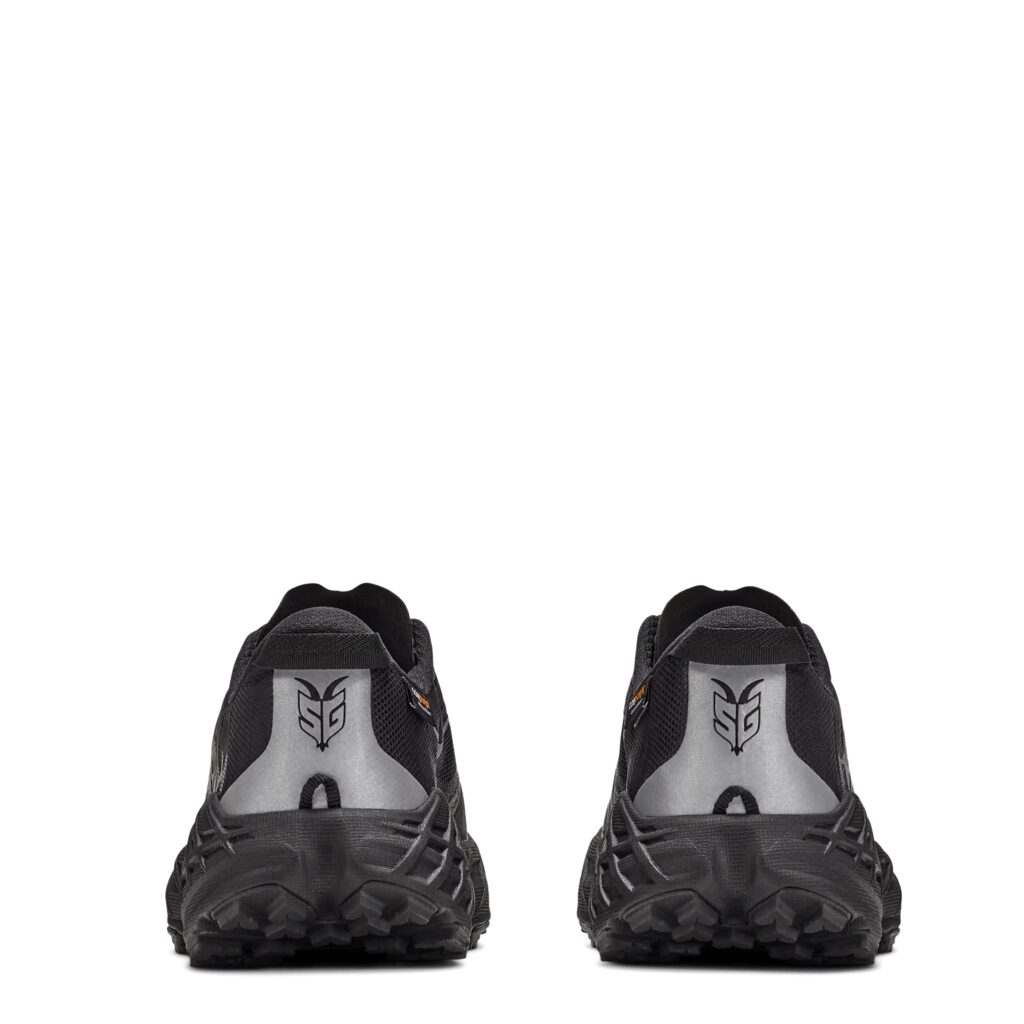 Hoka Speedgoat 7 GTX Trainer Black / Carbon Black