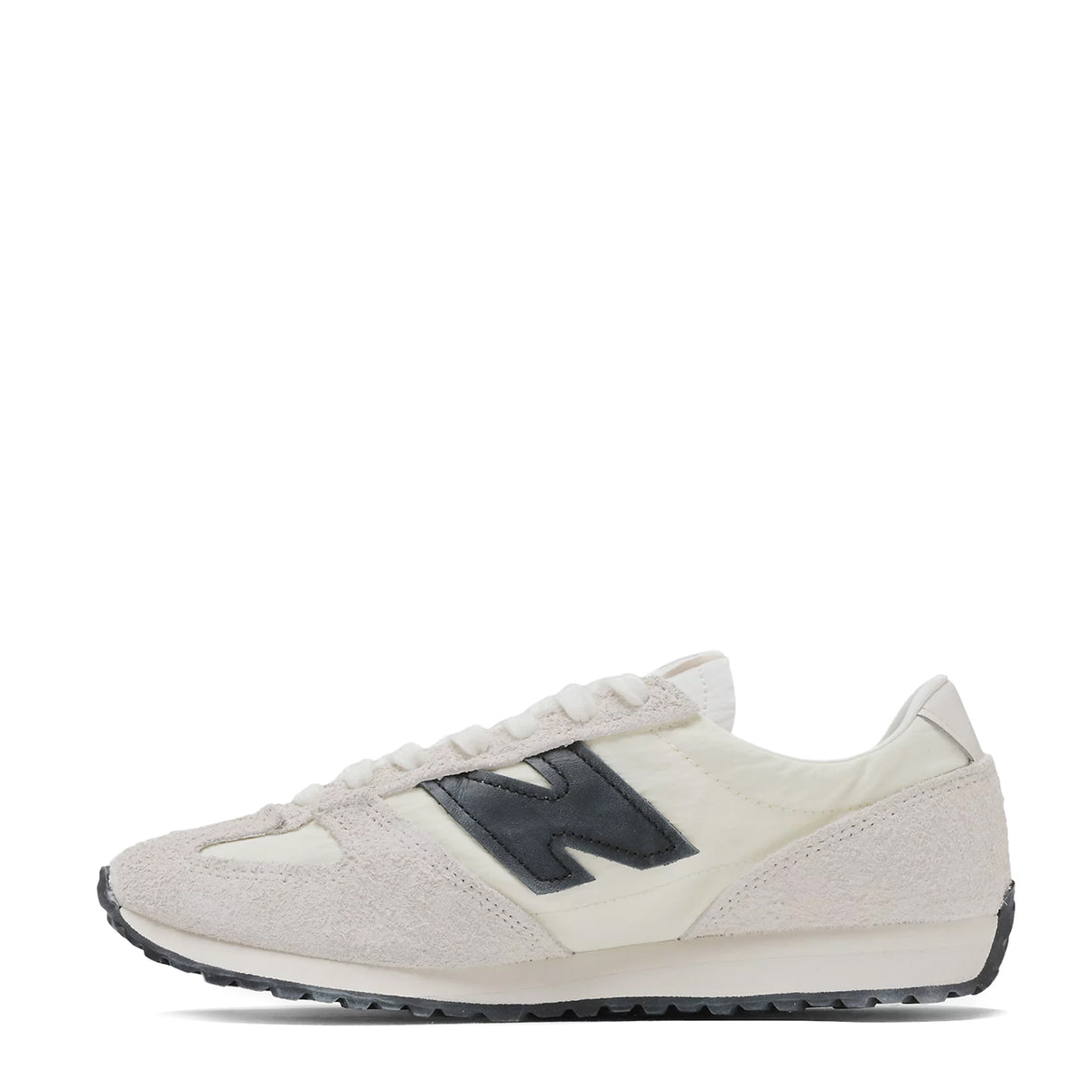 New Balance 471 Trainer Linen / Angora / Black