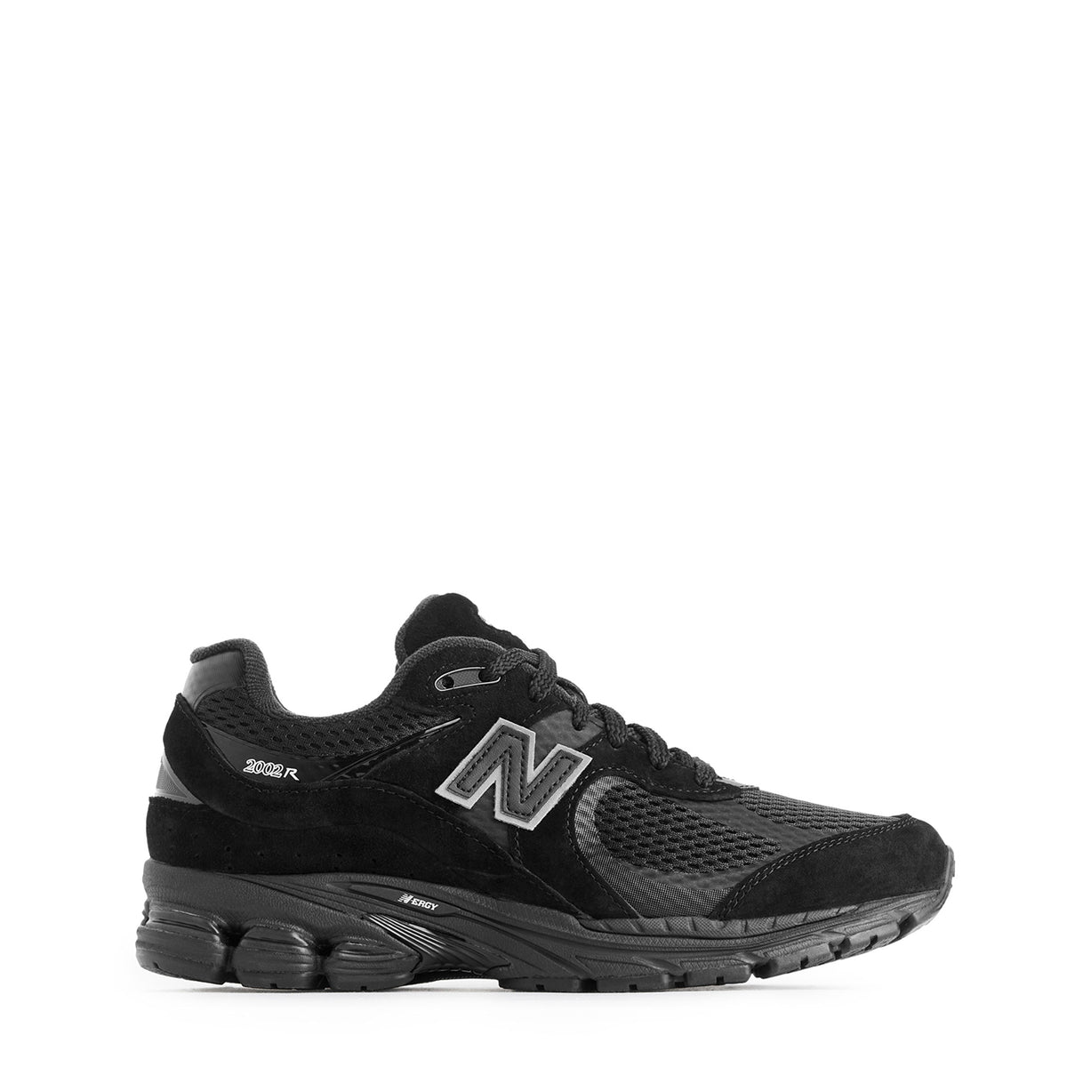 New Balance Womens 2002R Trainer Black / Black Metallic - Image 1