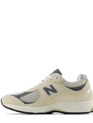 New Balance Womens 2002R Trainers Orb Sandstone / Magnet - Image 2