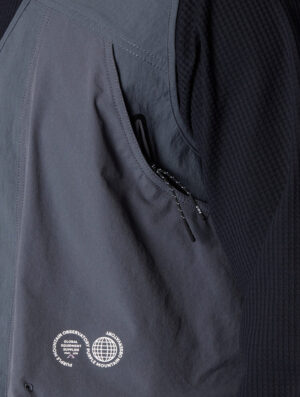 Purple Mountain Observatory Procyon Vest Charcoal - Image 4